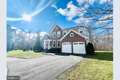 24823 Barrington Grove Court, Aldie, VA 20105 - Photo 2