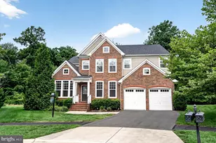 24823 Barrington Grove Ct, Aldie, VA 20105 - Photo 1