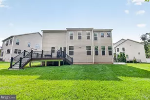 24823 Barrington Grove Ct, Aldie, VA 20105 - Photo 12