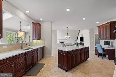 19586 Saratoga Springs Place, Ashburn, VA 20147 - Photo 12