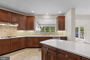 19586 Saratoga Springs Pl, Ashburn, VA 20147 - Photo 18