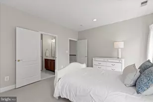 19586 Saratoga Springs Pl, Ashburn, VA 20147 - Photo 52