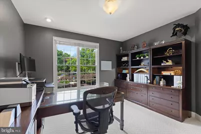 19586 Saratoga Springs Place, Ashburn, VA 20147 - Photo 34