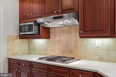 19586 Saratoga Springs Place, Ashburn, VA 20147 - Photo 14