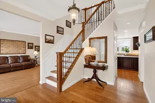 105 Allman Way SW, Leesburg, VA 20175 - Photo 2