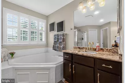 105 Allman Way SW, Leesburg, VA 20175 - Photo 36