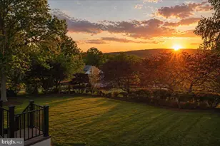 18290 Turnberry Dr, Round Hill, VA 20141 - Photo 4