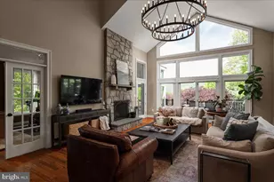 18290 Turnberry Dr, Round Hill, VA 20141 - Photo 8