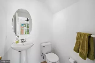 43131 Huntsman Square, Broadlands, VA 20148 - Photo 16