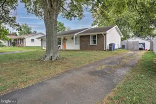 402 Williamsburg Rd, Sterling, VA 20164 - Photo 22