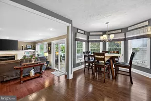63 Rutherford Cir, Sterling, VA 20165 - Photo 16