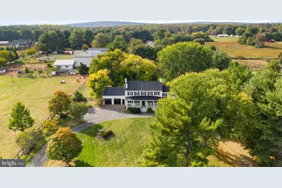 19937 Evergreen Mills Road, Leesburg, VA 20175 - Photo 2