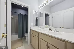 41869 Feldspar Pl, Aldie, VA 20105 - Photo 16
