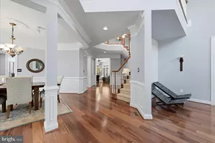41869 Feldspar Pl, Aldie, VA 20105 - Photo 2