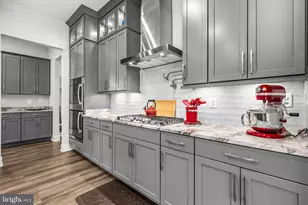 26829 Beech Bend Dr, Centreville, VA 20120 - Photo 20
