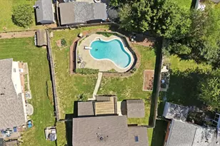 814 W Nettle Tree Rd, Sterling, VA 20164 - Photo 18
