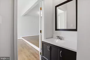 915 Buttonwood Terrace NE, Leesburg, VA 20176 - Photo 12
