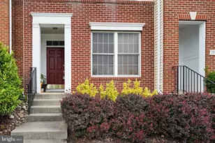 25015 Riding Center Dr, Chantilly, VA 20152 - Photo 4