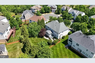 23075 Meriweather Court, Brambleton, VA 20148 - Photo 4