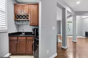 23075 Meriweather Ct, Brambleton, VA 20148 - Photo 12