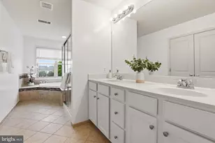 42537 Dreamweaver Dr, Brambleton, VA 20148 - Photo 30