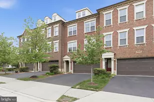 42537 Dreamweaver Dr, Brambleton, VA 20148 - Photo 46