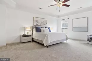 42537 Dreamweaver Dr, Brambleton, VA 20148 - Photo 26