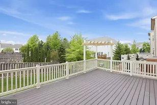 42537 Dreamweaver Dr, Brambleton, VA 20148 - Photo 22