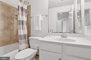 42537 Dreamweaver Dr, Brambleton, VA 20148 - Photo 28