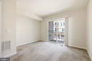 43487 Town Gate Square, Chantilly, VA 20152 - Photo 40