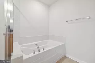43487 Town Gate Square, Chantilly, VA 20152 - Photo 30