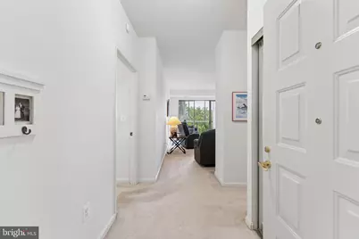 19355 Cypress Ridge Terrace #314, Leesburg, VA 20176 - Photo 6
