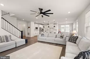 19412 Tuscarora Xing Dr, Leesburg, VA 20175 - Photo 12