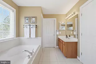 43299 Heather Leigh Ct, Ashburn, VA 20147 - Photo 30