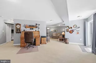 43299 Heather Leigh Ct, Ashburn, VA 20147 - Photo 38