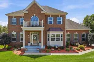 41961 Riding Mill Pl, Ashburn, VA 20148 - Photo 2