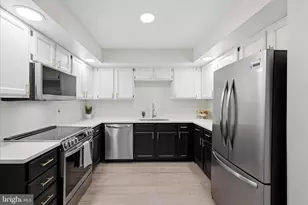 20368 Burnley Square, Sterling, VA 20165 - Photo 2
