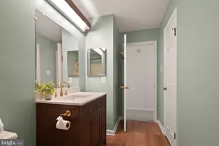169 Applegate Dr, Sterling, VA 20164 - Photo 38