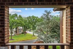 36 Rutherford Cir, Sterling, VA 20165 - Photo 46