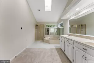 36 Rutherford Cir, Sterling, VA 20165 - Photo 50