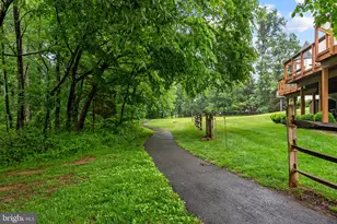 36 Rutherford Cir, Sterling, VA 20165 - Photo 84