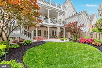 19194 Greystone Square, Leesburg, VA 20176 - Photo 2