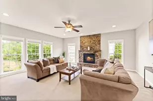 243 Mindy Ct SE, Leesburg, VA 20175 - Photo 8