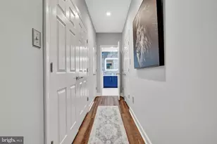 20283 Island View Ct, Sterling, VA 20165 - Photo 44