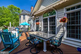 20283 Island View Ct, Sterling, VA 20165 - Photo 48