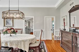 20283 Island View Ct, Sterling, VA 20165 - Photo 16