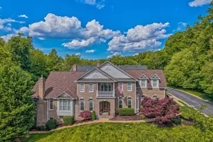20283 Island View Ct, Sterling, VA 20165 - Photo 2