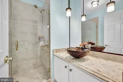 20283 Island View Court, Sterling, VA 20165 - Photo 24