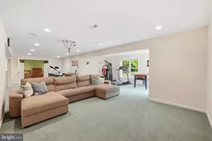 43774 Brownburg Pl, Chantilly, VA 20152 - Photo 42