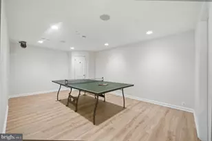 43774 Brownburg Pl, Chantilly, VA 20152 - Photo 40